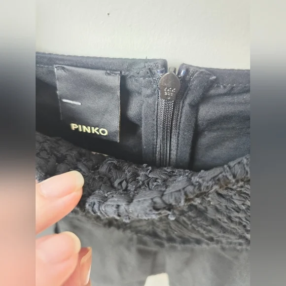 PINKO CROP Black Peplum Top Puffed Sleeve Darts Woven Square Size 2 170/80A - Picture 9 of 12
